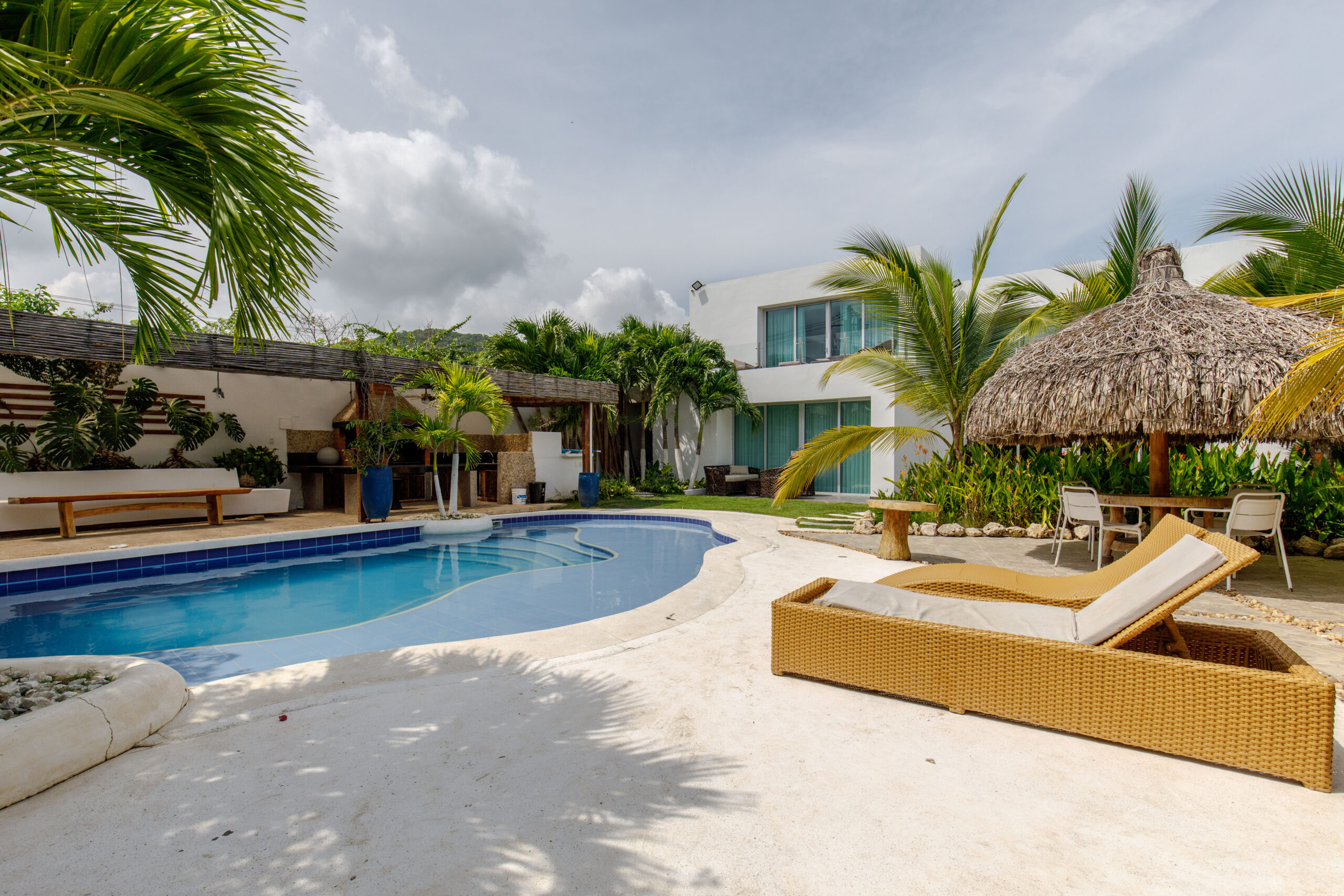 Playa Santa Verónica, Barranquilla: Refugio del Sol y Gastronomía