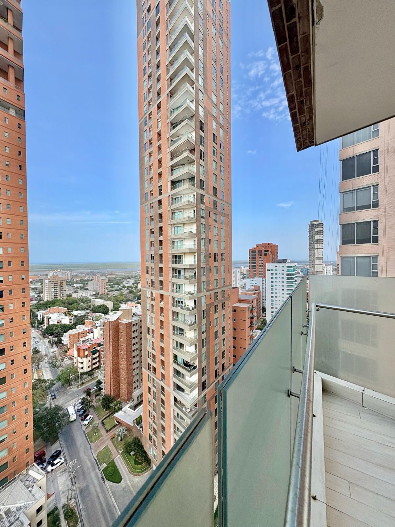 Mi recomendado de hoy es un apartamento de 330M2.